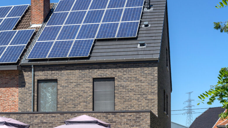 Solceller på villatak